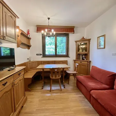 アパート Cozy Flat In Amazing Location コルティーナ・ダンペッツォ